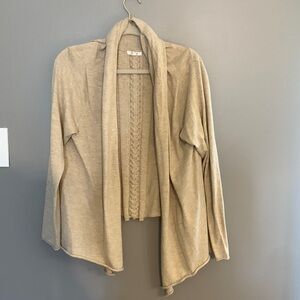 Maurice’s sweater size xl